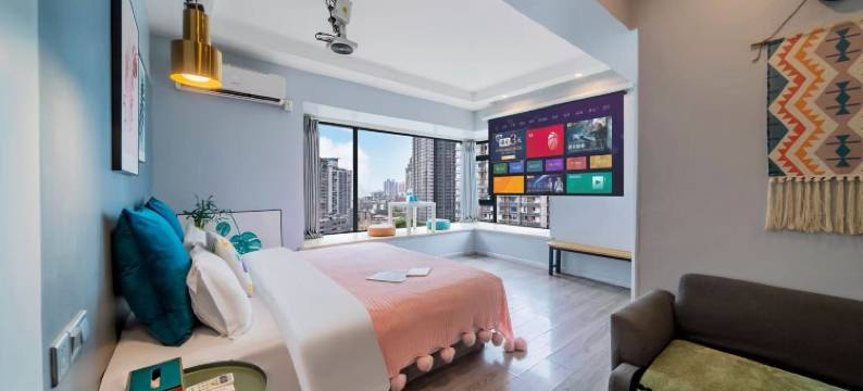 重庆·云仟|Vista观景·多元素影音美宿(解放碑步行街洪崖洞店)图片