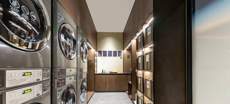 北京欢乐谷景区地铁站亚朵酒店图片