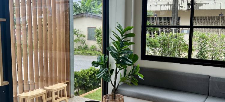 Mani Ranong Hotel图片