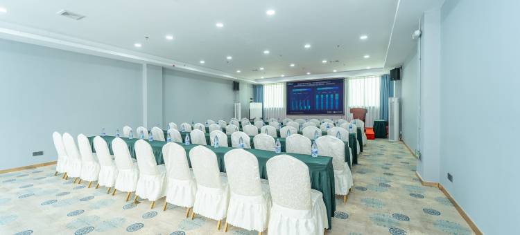 维也纳酒店(广州花都融创文旅城热雪奇迹店)图片