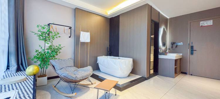 云·逸客房HOTEL(揭阳捷和职业技术学院店)图片