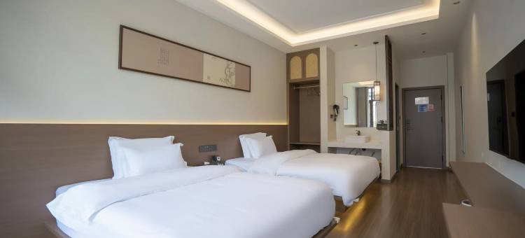 罗平云上澜苑酒店(罗平县人民医院店)图片