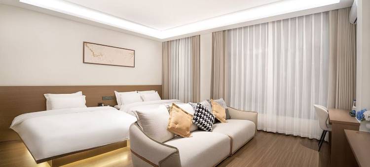 罗平云上澜苑酒店(罗平县人民医院店)图片