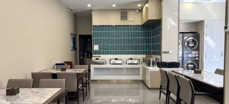 速8精选酒店(淖毛湖镇店)图片