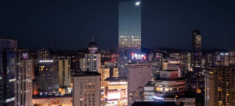 上呈·云酒店GreeNNNNN(贵阳大十字中山西路地铁站店)图片