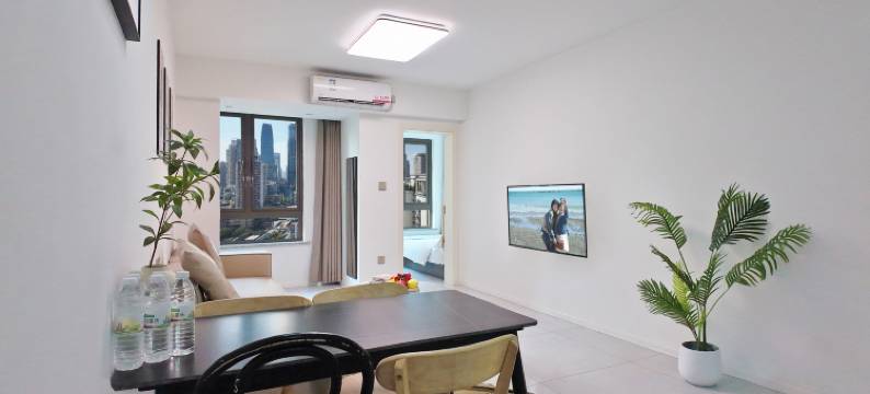 隐山舍江景民宿(解放碑洪崖洞店)图片