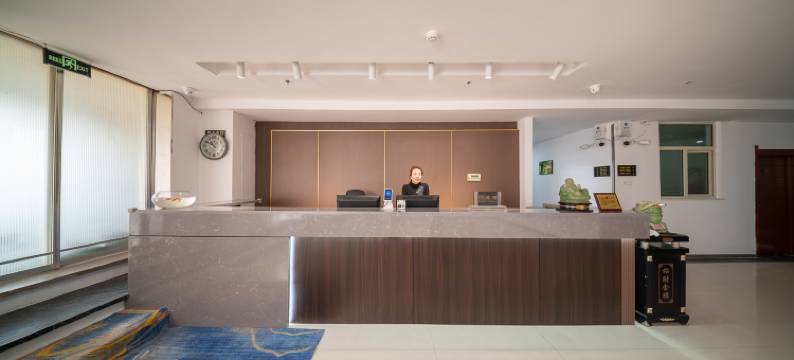 包头金泰联华酒店(包头火车站店)图片