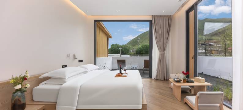 零壹智能影音酒店(桂林高铁北站店)图片