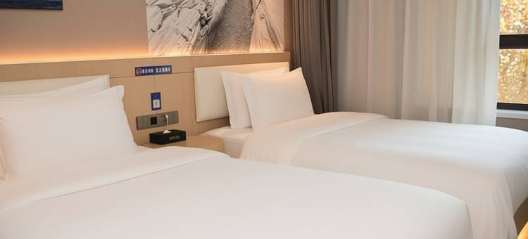 速8精选酒店(伊宁机场店)图片