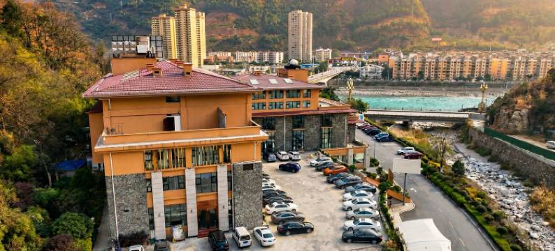 石棉江源酒店图片