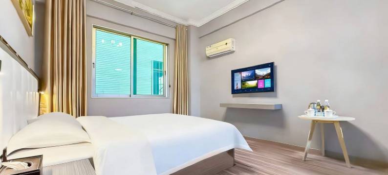 金豪商务酒店(吴川第一中学新港丰广场店)图片