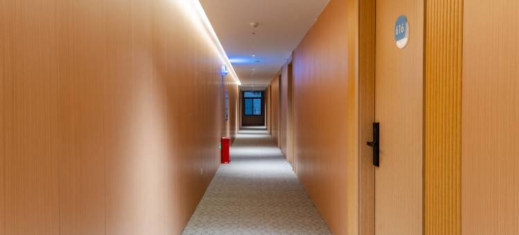 飞鱼电竞智能民宿(安庆怀宁县振宁路店)图片