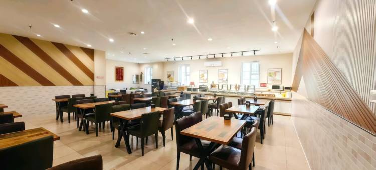 景致酒店(沈阳北陵公园中粮广场店)图片