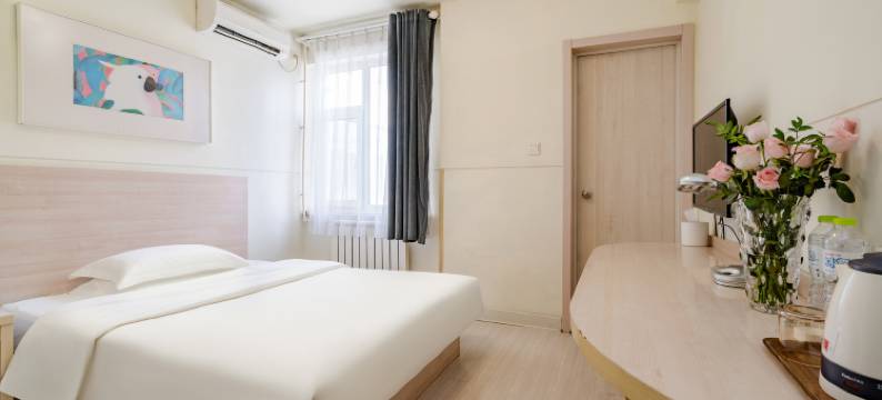 青岛香江云居酒店(香江路地铁站店)图片