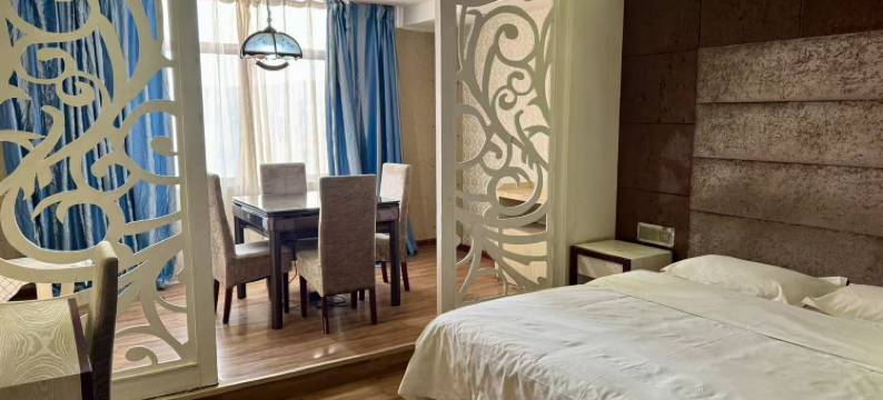 名都假日酒店(宏佰美食广场店)图片