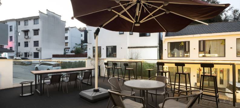 花筑·九华山凤院民宿(肉身宝殿店)图片