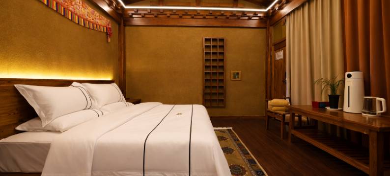 雪域SnowyRegion·小土司藏式轻奢民宿 (香格里拉独克宗古城店)图片