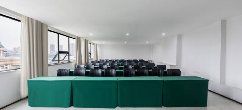 优程酒店(武汉五环大道地铁站五环体育中心店)图片