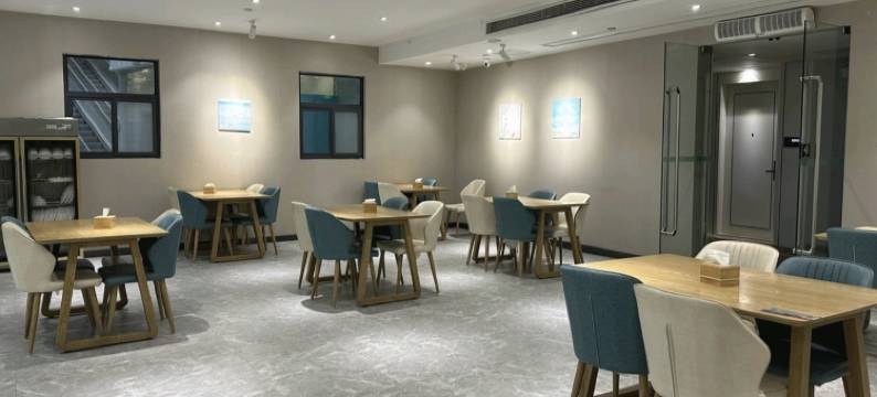 怡来精品酒店(郑州高铁东站西广场店)图片