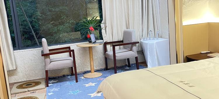 龙门南昆山鸣泉居(仙霞瀑布店)图片
