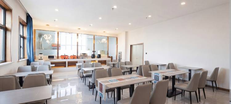 美豪怡致酒店(伊宁店)图片