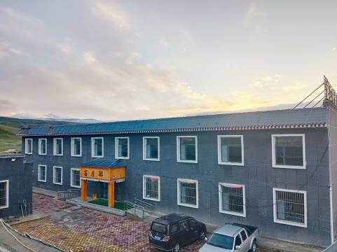 阿索林黑马河酒店