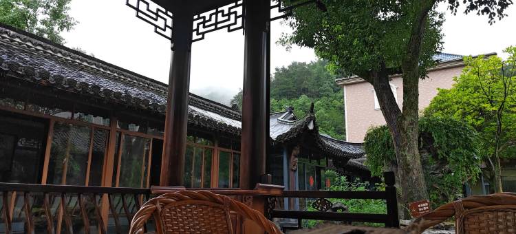 利人堂·徽派隐世庭院美术馆民宿(三宝国际陶艺村店)图片