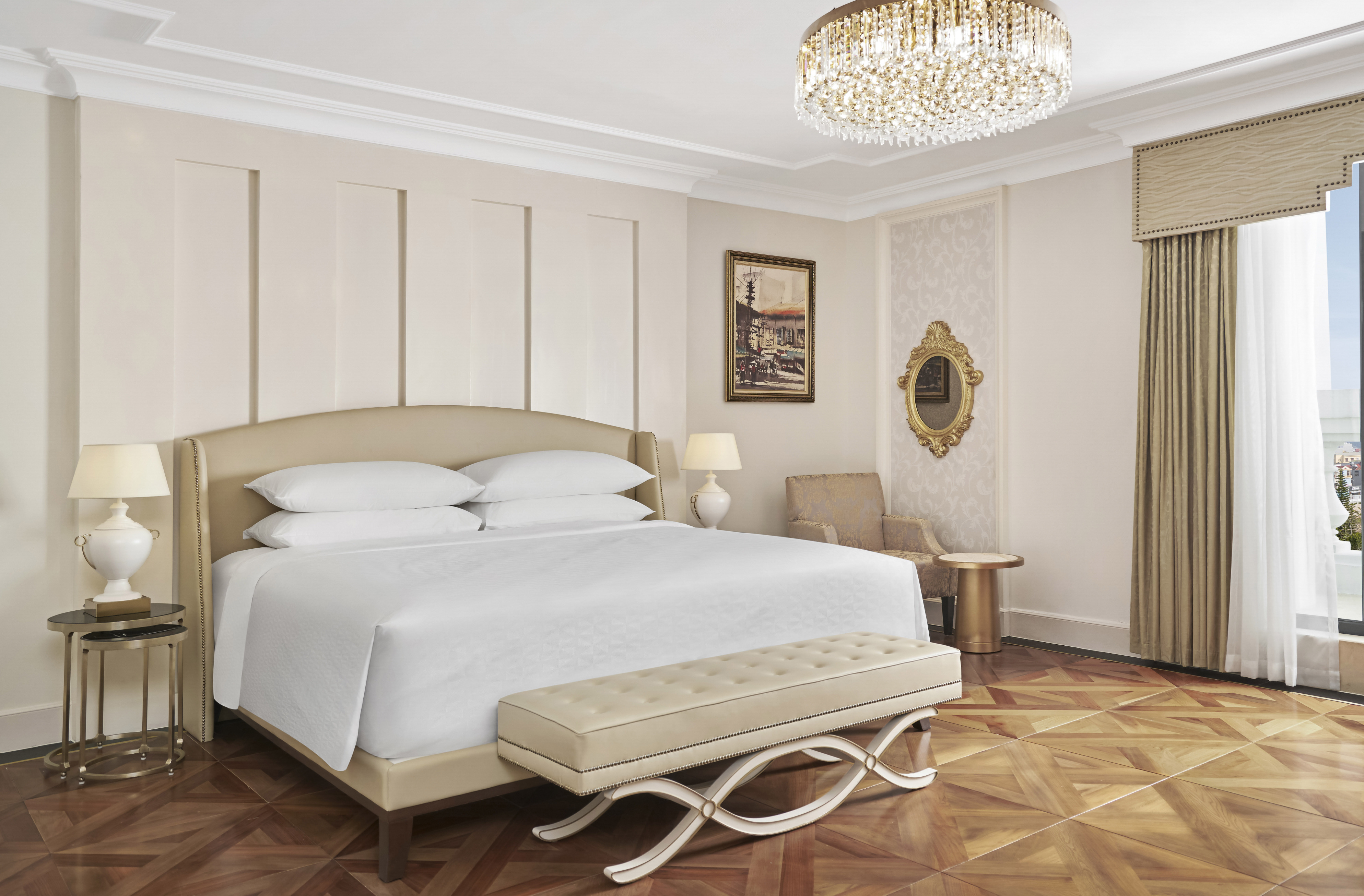 Four Points By Sheraton Lang SonOver view