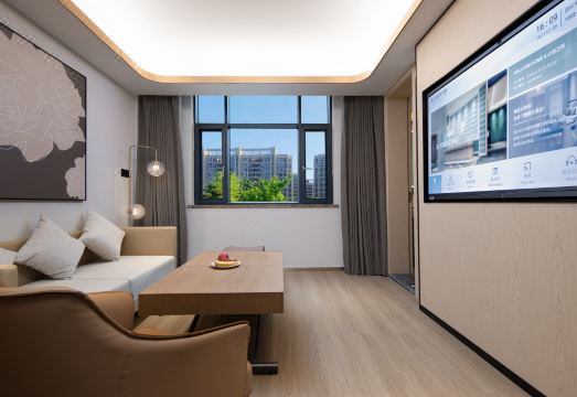 Country Inn & Suites by Radisson Hotel (Jingzhou Shishou Xiulin Dadao) Hotel Overview