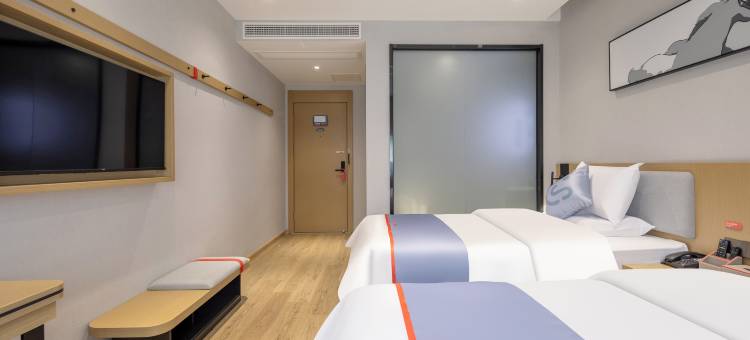 骏怡酒店(铜陵财富广场三中店)图片