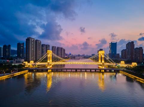 伯瑞湾滨江酒店公寓(珠海华发商都和环宇城店)图片
