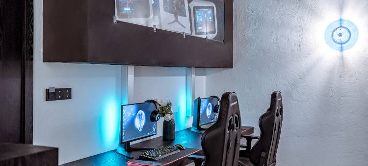 即至·外星人美宿馆图片