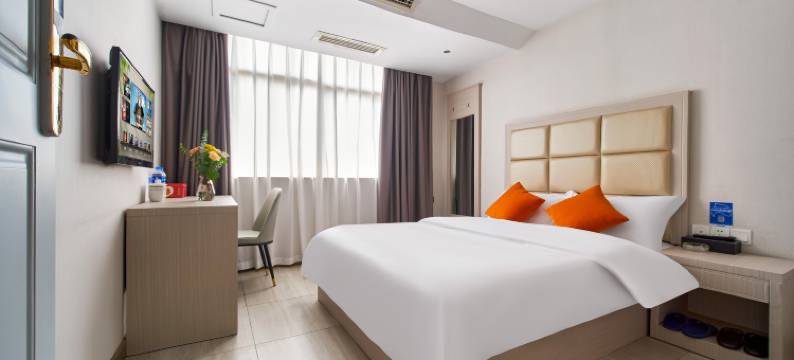 悦芙轻奢酒店(世界之窗土桥地铁站店)图片