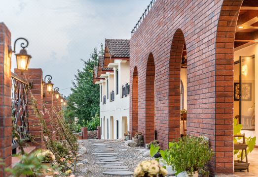 ShanZhong HuaKai Private soup homestay Hotel Overview