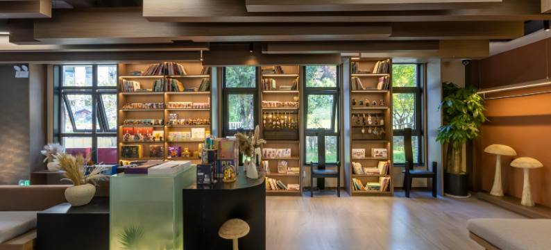 漫萱·湖光森屿OxyArtVilla度假美宿(青岩古镇店)图片