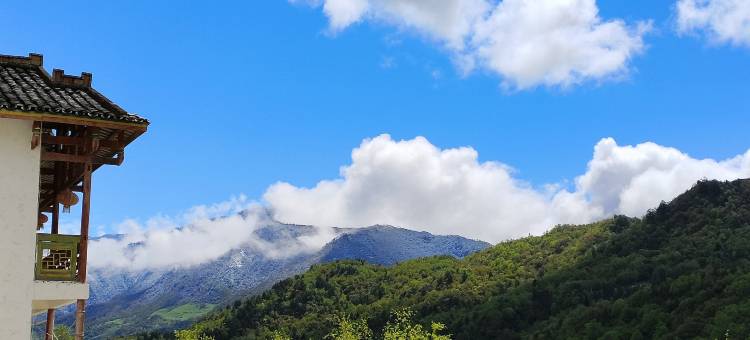 宝兴麓院山庄图片