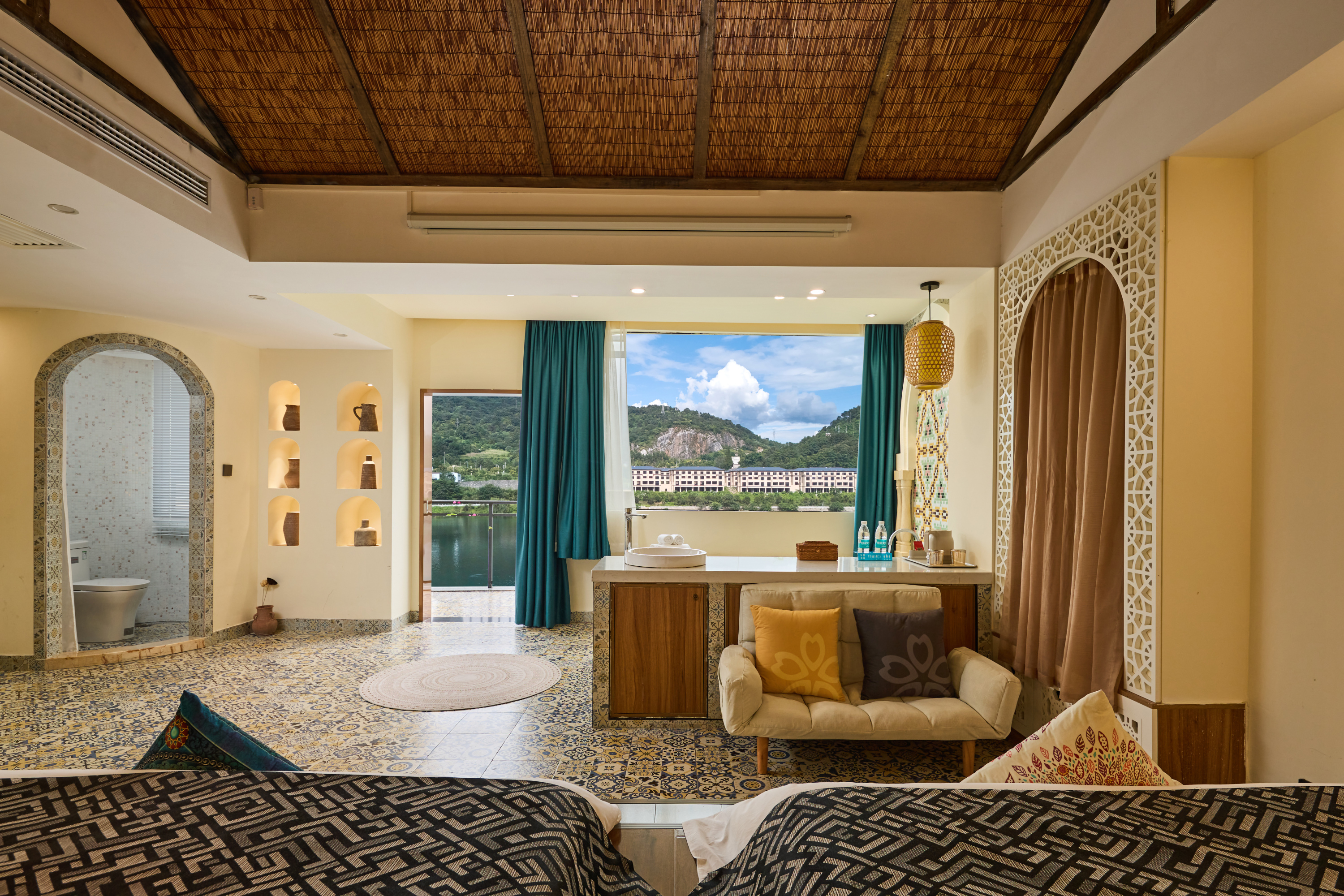 BoYa Shuijing Homestay (Cangzhou Zixing Dongjianghu Branch)Over view