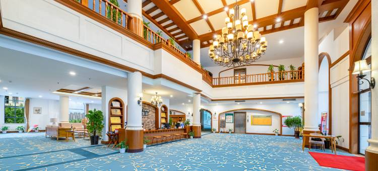 优年生活公寓(南宁江湾路灵龟山公园店)图片