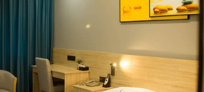 五峰广洲商务酒店图片