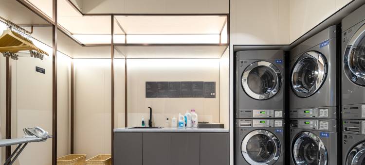 衢州江山城南东方广场莲花山大道亚朵酒店图片