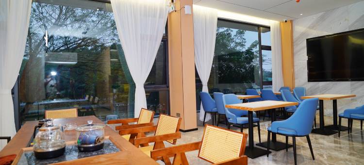 丽城酒店(沙琅镇新城公园店)图片