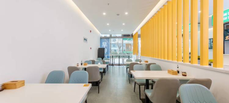 柏曼酒店(济南和谐广场儿童医院店)图片