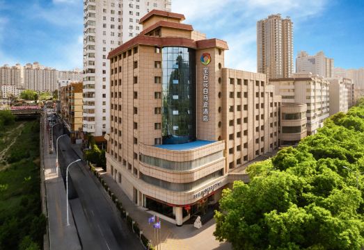 宝石花白马浪酒店（中山桥文化宫地铁站店）外景图