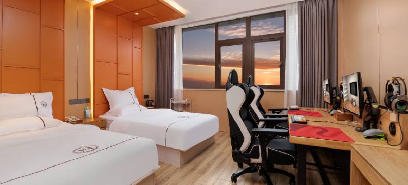 慕尚轻奢电竞酒店(富顺时代广场店)图片