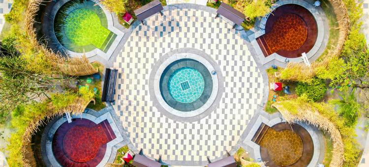 新兴悦天下温泉酒店图片