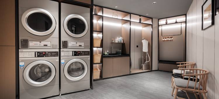 济宁万达广场太白楼东路亚朵酒店图片