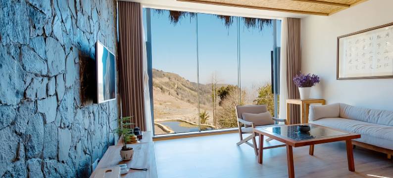 元阳梯田上精品民宿(多依树店)图片