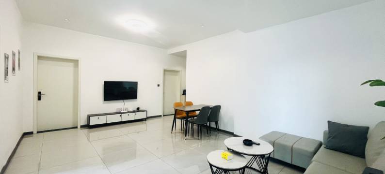 小草民宿(世纪豪园店)图片