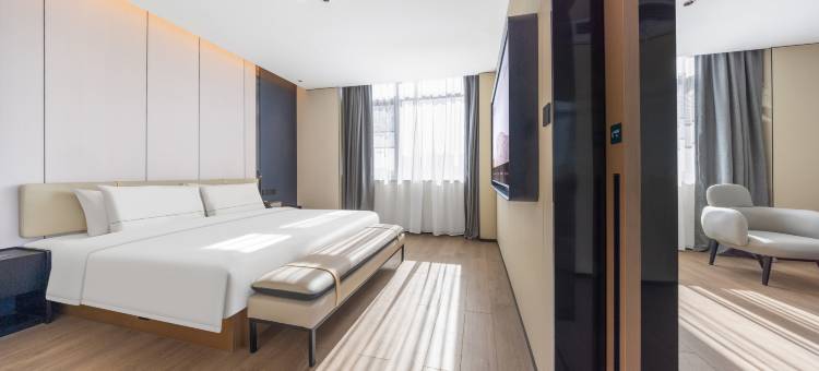 高邮服装城亚朵酒店图片