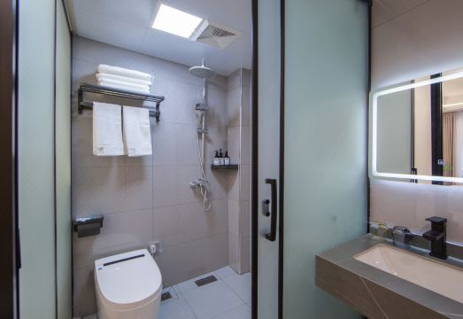 凤凰梦栖吊脚楼江景民宿外景图